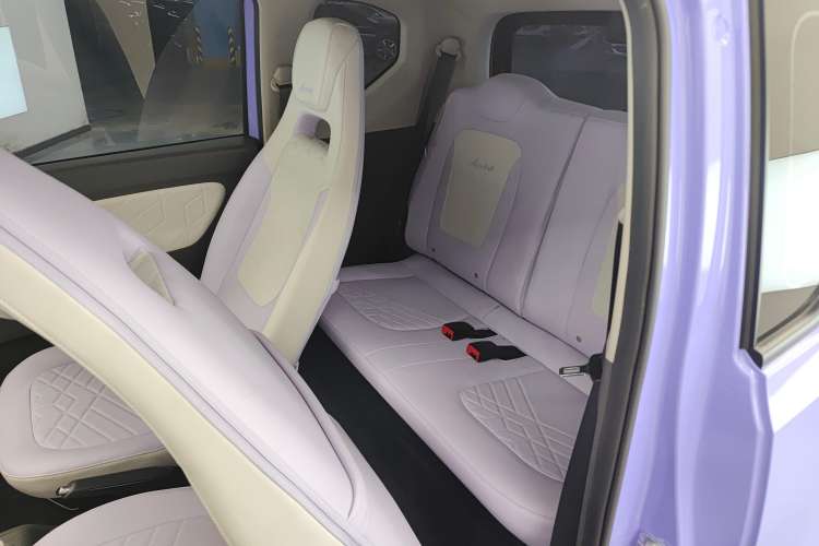 Used Wuling Hongguang MINIEV 2022 Macaron-Color Edition Lithium Iron Phosphate Left Rear Seat