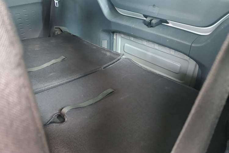 Used Wuling Hongguang MINIEV 2022 Macaron-Color Edition Lithium Iron Phosphate Left Rear Seat
