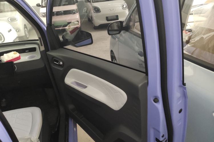Used Wuling Hongguang MINIEV 2022 Macaron Colorful Edition Lithium-Ion Battery Right Front Door Interior
