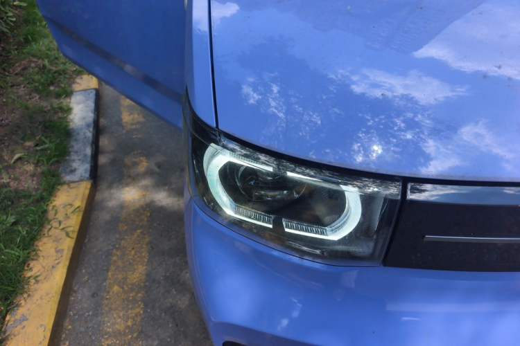 Used Wuling Hongguang MINIEV 2022 Macaron-Color Edition Lithium Iron Phosphate Right Front Headlight