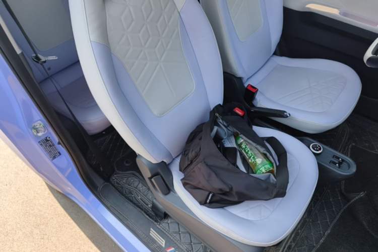 Used Wuling Hongguang MINIEV 2022 Macaron-Color Edition Lithium Iron Phosphate Right Front Seat