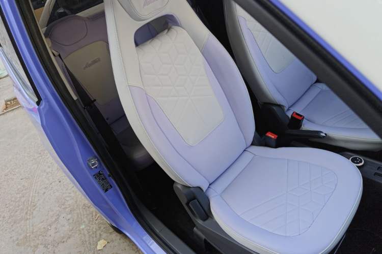 Used Wuling Hongguang MINIEV 2022 Macaron-Color Edition Lithium Iron Phosphate Right Front Seat