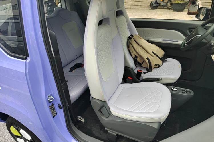 Used Wuling Hongguang MINIEV 2022 Macaron-Color Edition Lithium Iron Phosphate Right Front Seat