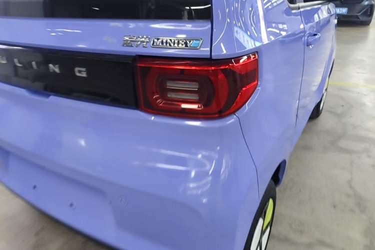Used Wuling Hongguang MINIEV 2022 Macaron Colorful Edition Lithium-Ion Battery Right Rear Taillight