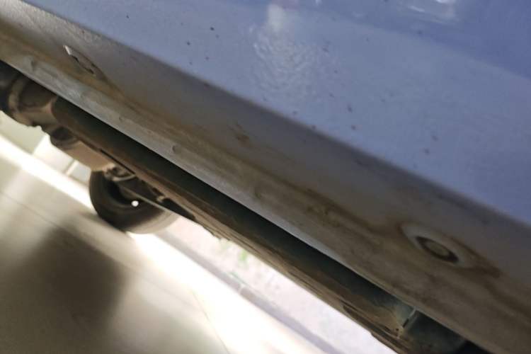 Used Wuling Hongguang MINIEV 2022 Macaron Colorful Edition Lithium-Ion Battery Right Side Sill