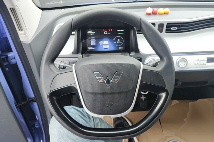 Used Wuling Hongguang MINIEV 2022 Macaron Colorful Edition Lithium-Ion Battery Steering Wheel
