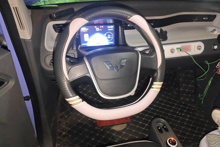 Used Wuling Hongguang MINIEV 2022 Macaron Colorful Edition Lithium Iron Phosphate Steering Wheel