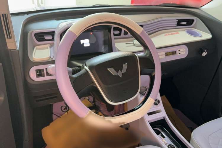 Used Wuling Hongguang MINIEV 2022 Macaron Colorful Edition Lithium-Ion Battery Steering Wheel