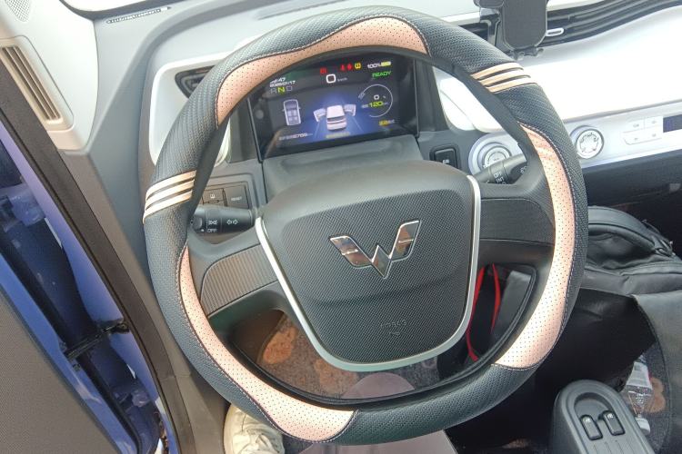 Used Wuling Hongguang MINIEV 2022 Macaron Colorful Edition Lithium Iron Phosphate Steering Wheel