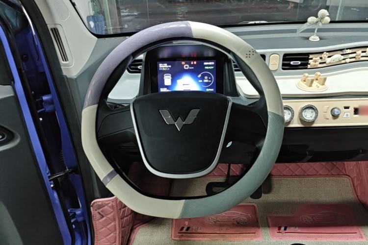 Used Wuling Hongguang MINIEV 2022 Macaron Colorful Edition Lithium-Ion Battery Steering Wheel