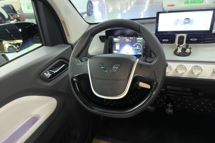 Used Wuling Hongguang MINIEV 2022 Macaron-Color Edition Lithium Iron Phosphate Steering Wheel