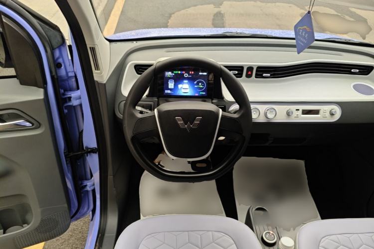 Used Wuling Hongguang MINIEV 2022 Macaron Colorful Edition Lithium-Ion Battery Steering Wheel
