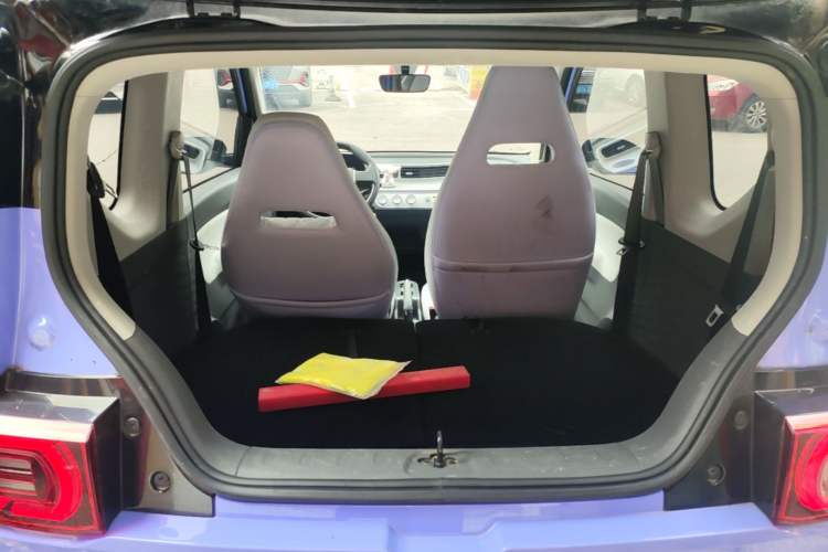 Used Wuling Hongguang MINIEV 2022 Macaron-Color Edition Lithium Iron Phosphate Trunk