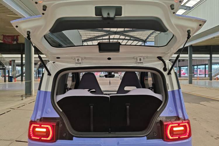 Used Wuling Hongguang MINIEV 2022 Macaron Colorful Edition Lithium-Ion Battery Trunk