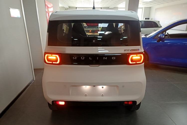 Used Wuling Hongguang MINIEV 2022 Macaron Fashion Model Lithium Iron Phosphate Rear