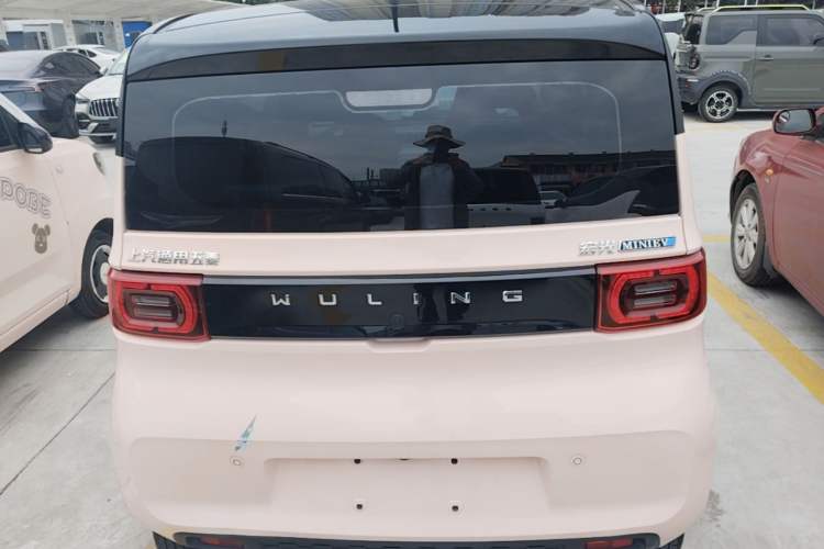 Used Wuling Hongguang MINIEV 2022 Macaron Premium Model – Lithium Iron Phosphate Rear