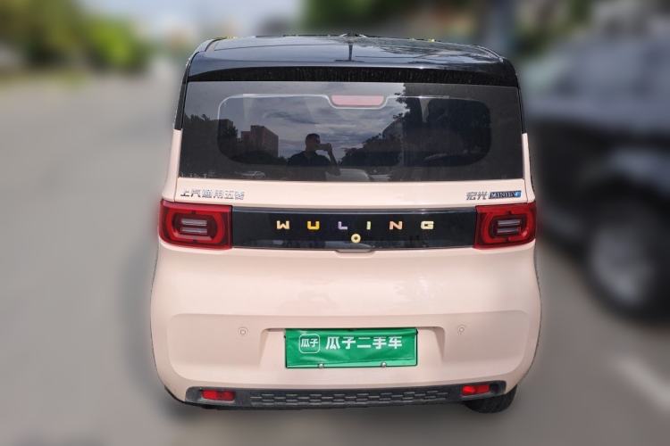 Used Wuling Hongguang MINIEV 2022 Macaron Fashion Model Lithium Iron Phosphate Rear