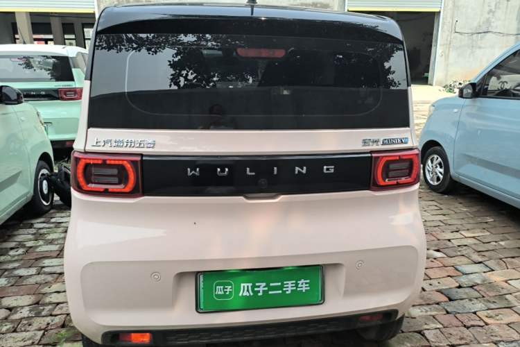 Used Wuling Hongguang MINIEV 2022 Macaron Fashion Model Lithium Iron Phosphate Rear