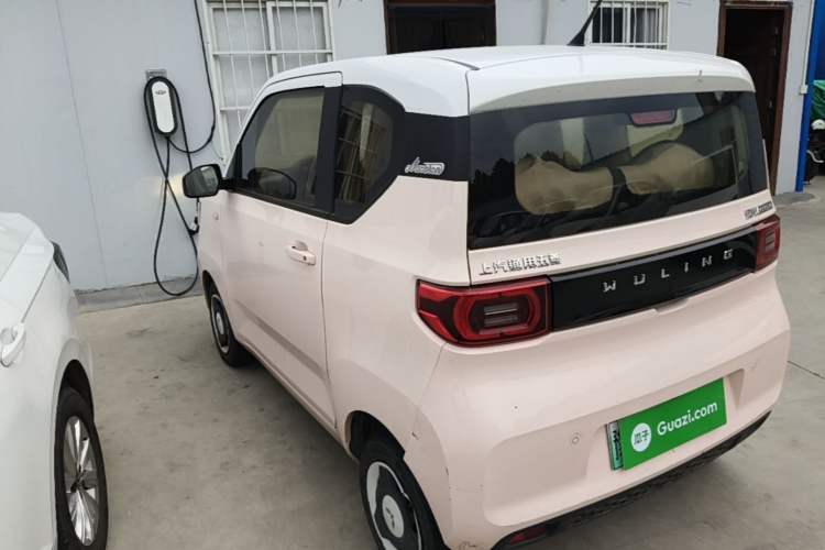 Used Wuling Hongguang MINIEV 2022 Macaron Fashion Model Lithium Iron Phosphate Rear Left 45 Deg