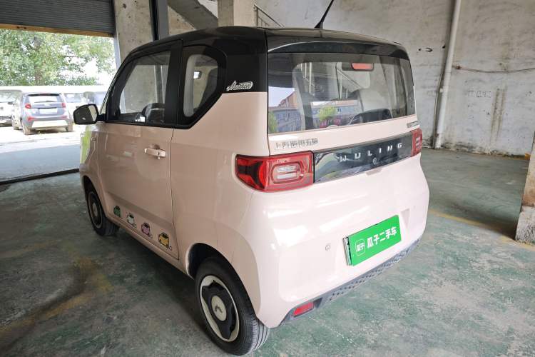 Used Wuling Hongguang MINIEV 2022 Macaron Fashion Model Lithium Iron Phosphate Rear Left 45 Deg