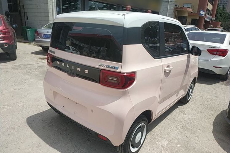 Used Wuling Hongguang MINIEV 2022 Macaron Fashion Model Lithium Iron Phosphate Rear Right 45 Deg