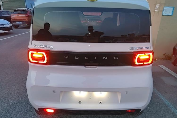 Used Wuling Hongguang MINIEV 2022 Macaron Premium Model – Lithium Ternary Battery Rear