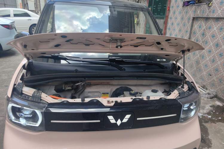 Used Wuling Hongguang MINIEV 2022 Macaron Premium Model – Lithium Iron Phosphate Engine Bay