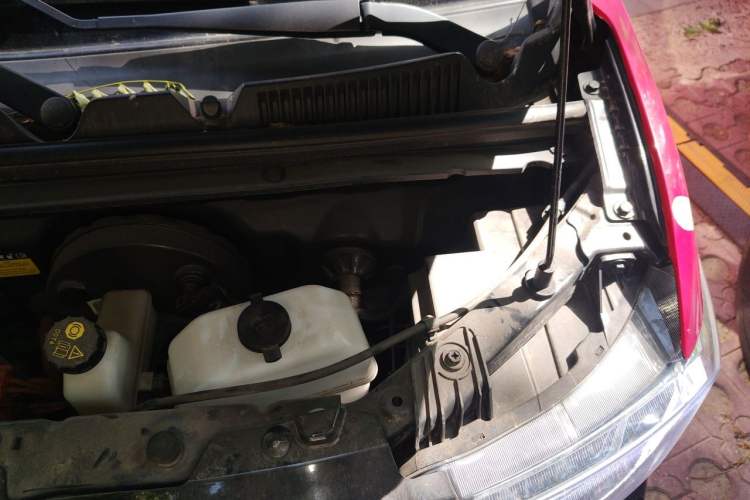 Used Wuling Hongguang MINIEV  Engine Bay Left