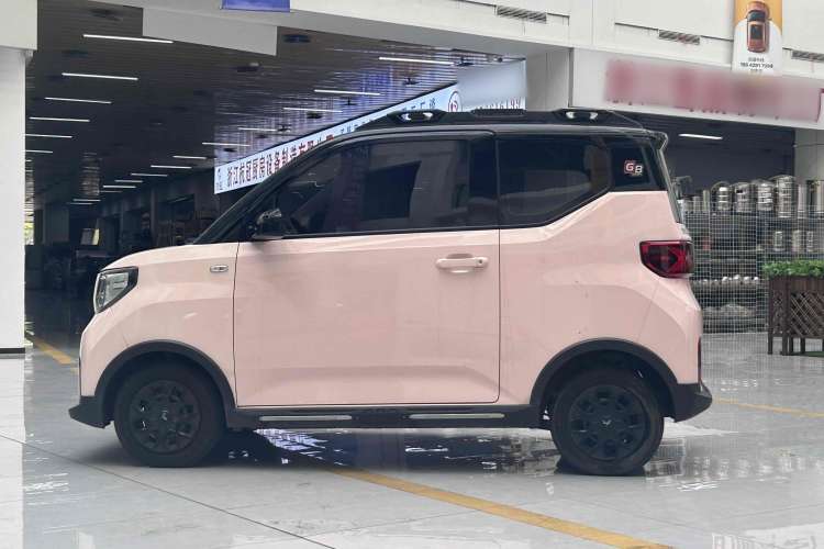Used Wuling Hongguang MINIEV 2022 GAMEBOY 300km Enthusiast Model with Lithium Iron Phosphate Exterior 2