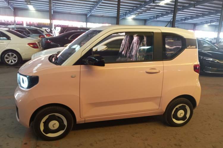 Used Wuling Hongguang MINIEV 2022 Macaron Fashion Model Lithium Iron Phosphate Exterior 3