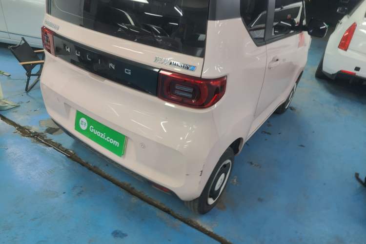 Used Wuling Hongguang MINIEV 2022 Macaron Fashion Edition Lithium-Nickel-Cobalt-Alpha-oxide Exterior 6