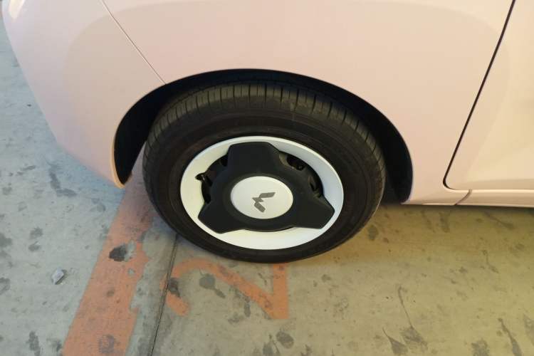 Used Wuling Hongguang MINIEV 2022 Macaron Fashion Model Lithium Iron Phosphate Exterior 7