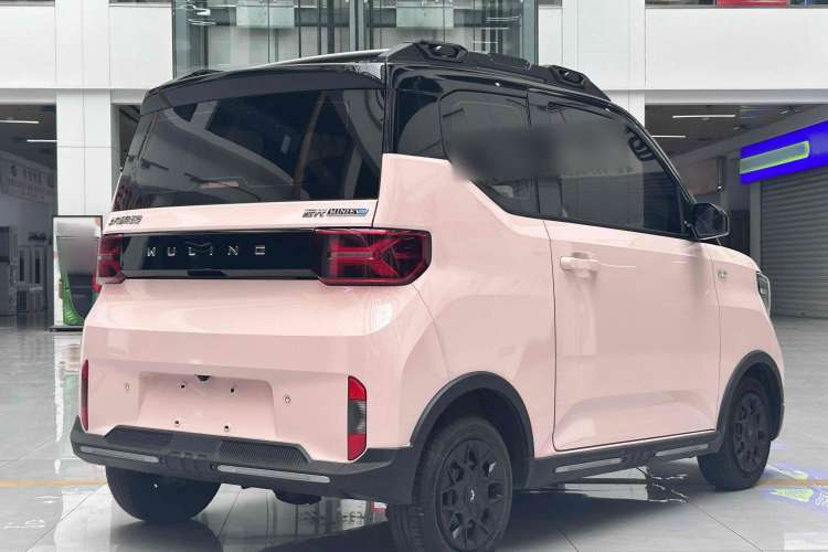 Used Wuling Hongguang MINIEV 2022 GAMEBOY 300km Enthusiast Model with Lithium Iron Phosphate Exterior 7
