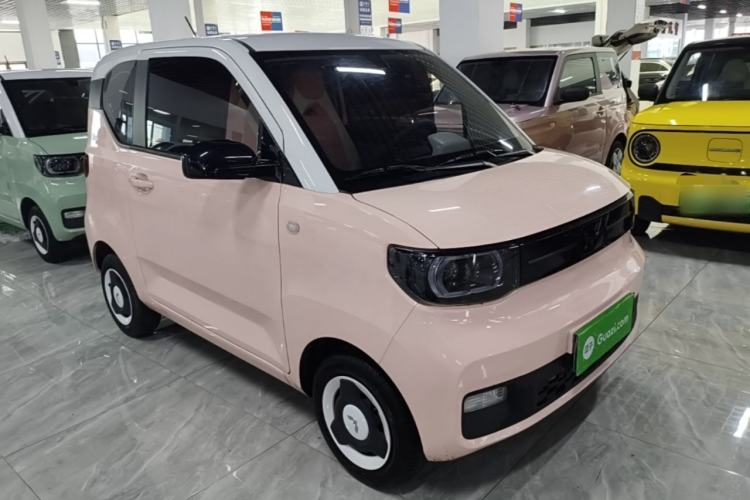 Used Wuling Hongguang MINIEV 2022 Macaron Fashion Model Lithium Iron Phosphate Front Right 45 Deg
