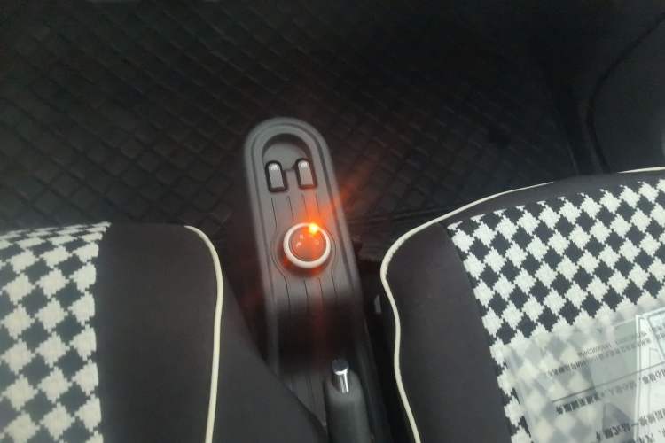 Used Wuling Hongguang MINIEV 2022 Enjoy Edition Lithium Iron Phosphate Gear Lever