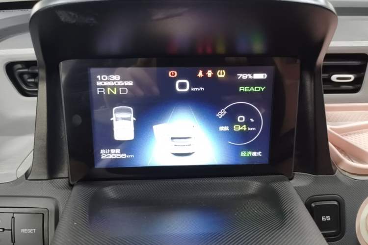 Used Wuling Hongguang MINIEV 2022 Macaron Fashion Model Lithium Iron Phosphate Instrument Cluster