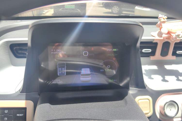 Used Wuling Hongguang MINIEV 2022 Macaron Premium Model – Lithium Iron Phosphate Instrument Cluster