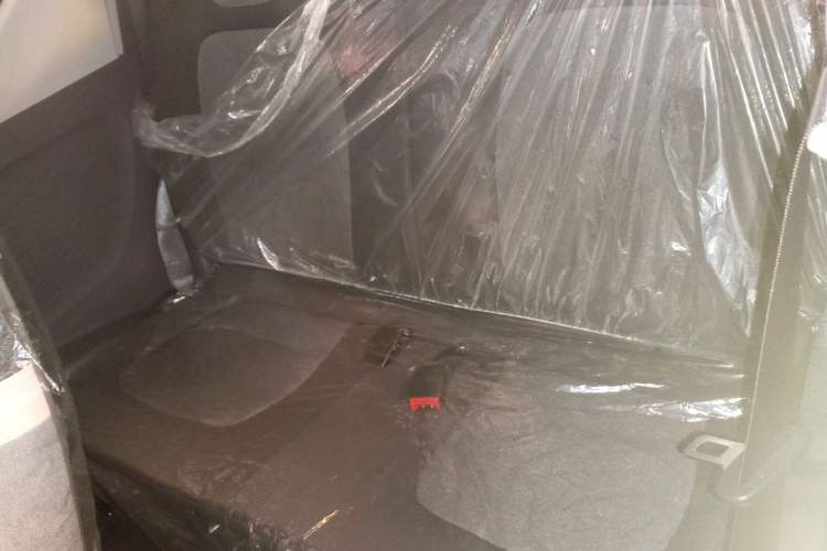 Used Wuling Hongguang MINIEV 2022 Macaron Fashion Model Lithium Iron Phosphate Interior 4