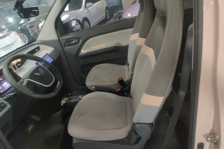 Used Wuling Hongguang MINIEV 2022 Macaron Fashion Edition Lithium-Nickel-Cobalt-Alpha-oxide Interior 4