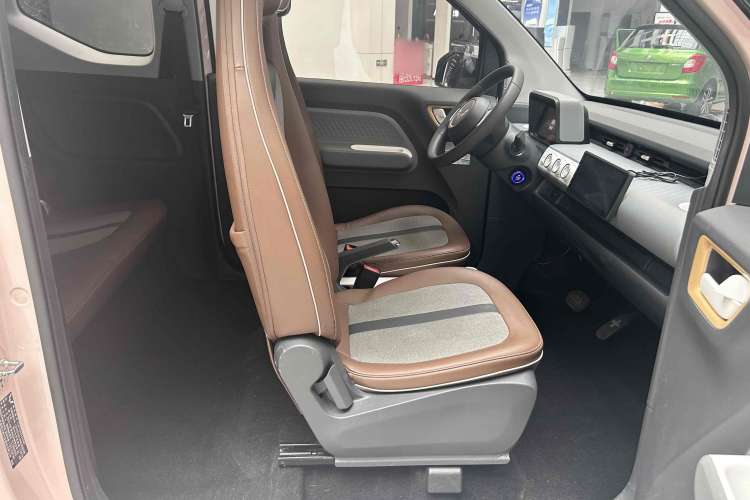 Used Wuling Hongguang MINIEV 2022 GAMEBOY 300km Enthusiast Model with Lithium Iron Phosphate Interior 8