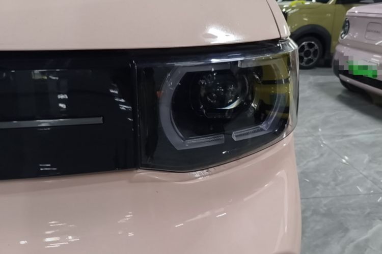 Used Wuling Hongguang MINIEV 2022 Macaron Fashion Model Lithium Iron Phosphate Left Front Headlight