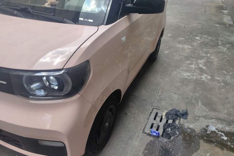Used Wuling Hongguang MINIEV 2022 Macaron Premium Model – Lithium Iron Phosphate Left Front Headlight