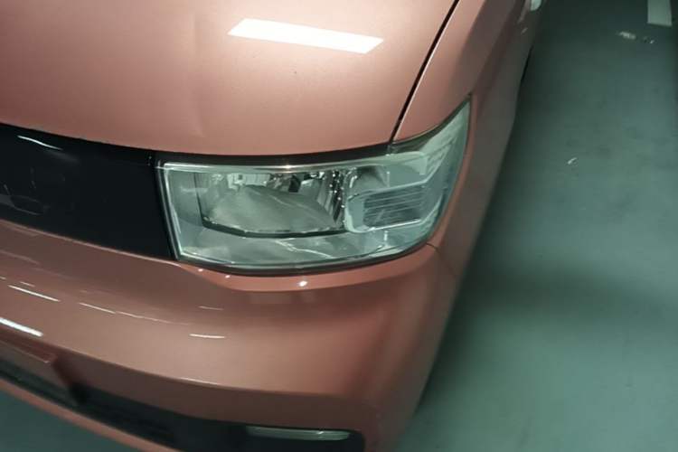 Used Wuling Hongguang MINIEV 2022 Zizai Version Lithium Iron Phosphate Left Front Headlight