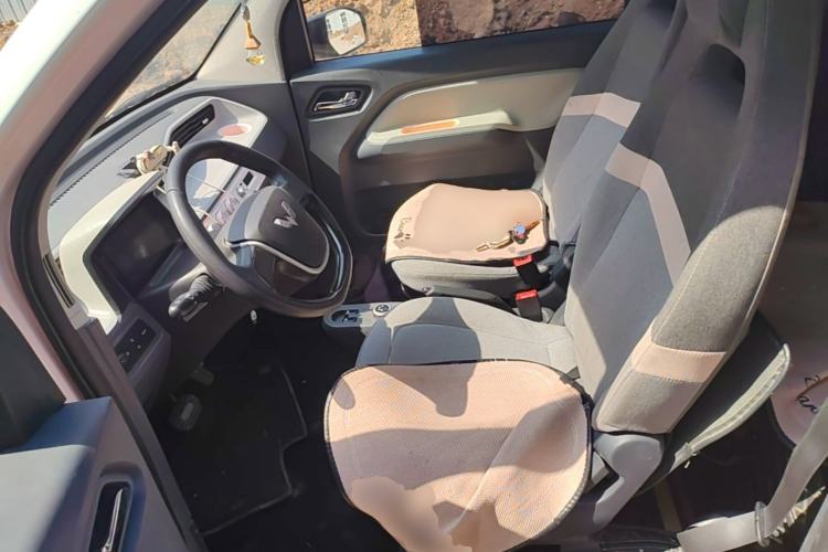 Used Wuling Hongguang MINIEV 2022 Macaron Premium Model – Lithium Iron Phosphate Left Front Seat