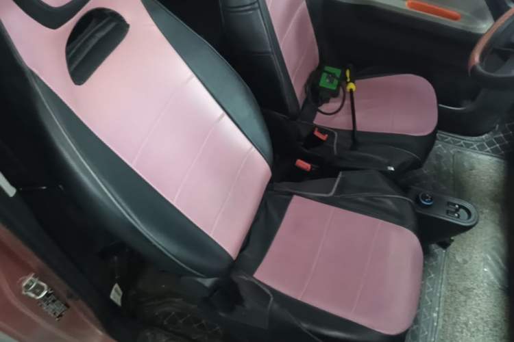 Used Wuling Hongguang MINIEV 2022 Zizai Version Lithium Iron Phosphate Right Front Seat