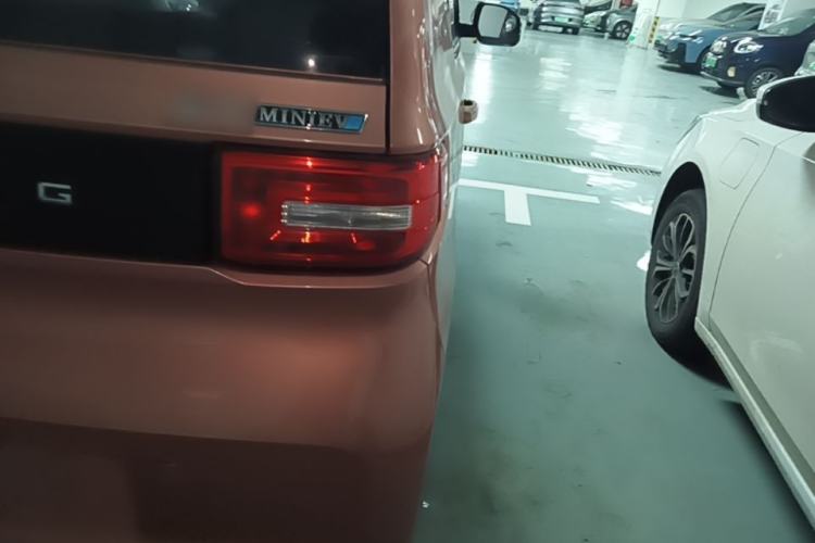 Used Wuling Hongguang MINIEV 2022 Zizai Version Lithium Iron Phosphate Right Rear Taillight