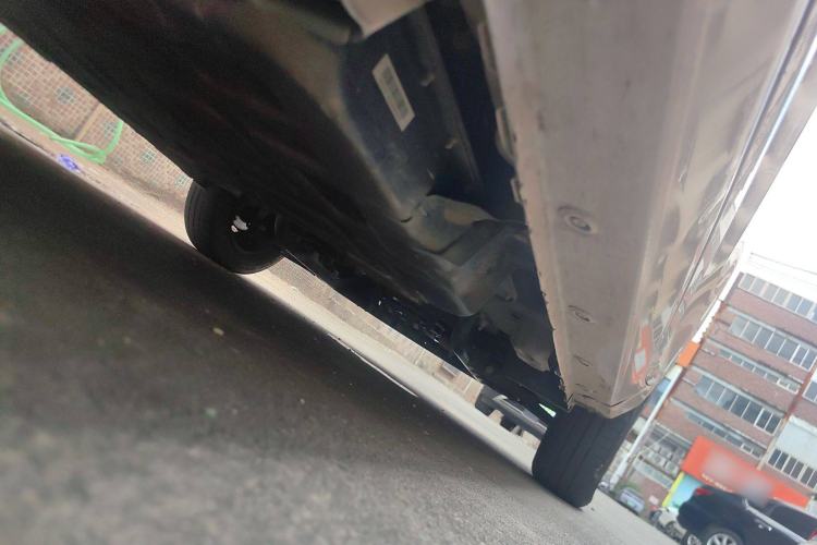 Used Wuling Hongguang MINIEV 2022 Macaron Premium Model – Lithium Iron Phosphate Right Side Sill