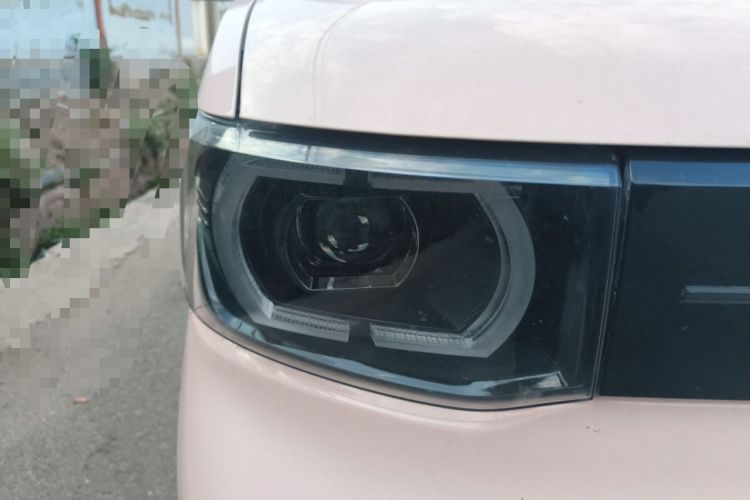 Used Wuling Hongguang MINIEV 2022 Macaron Premium Model – Lithium Iron Phosphate Right Front Headlight
