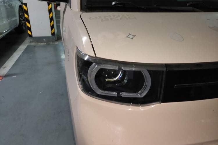 Used Wuling Hongguang MINIEV 2022 Macaron Fashion Edition Lithium-Nickel-Cobalt-Alpha-oxide Right Front Headlight