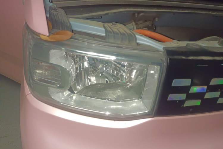 Used Wuling Hongguang MINIEV 2022 Macaron Fashion Model Lithium Iron Phosphate Right Front Headlight